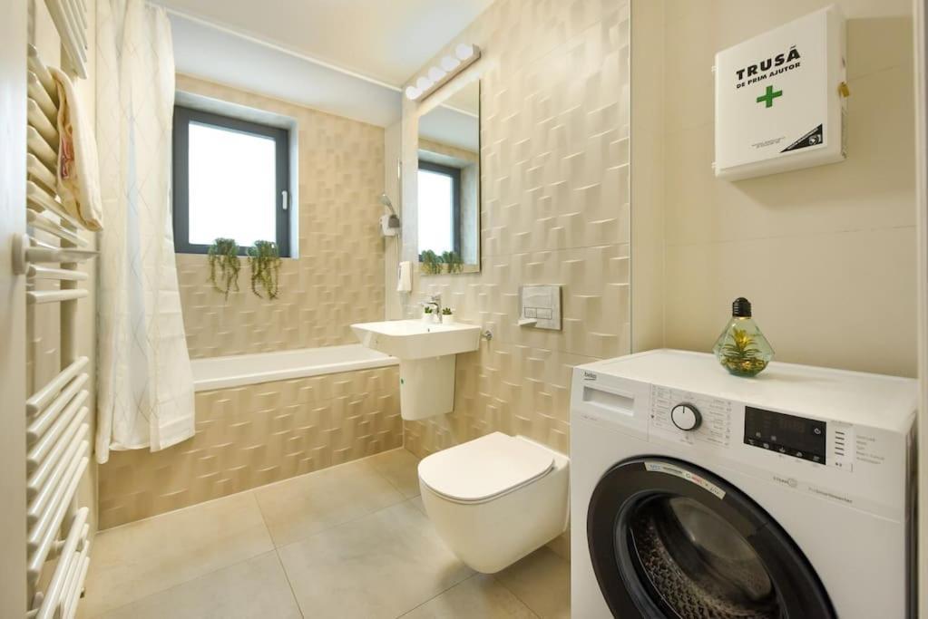 Pink Cloud Apartment บูคาเรสต์ ภายนอก รูปภาพ